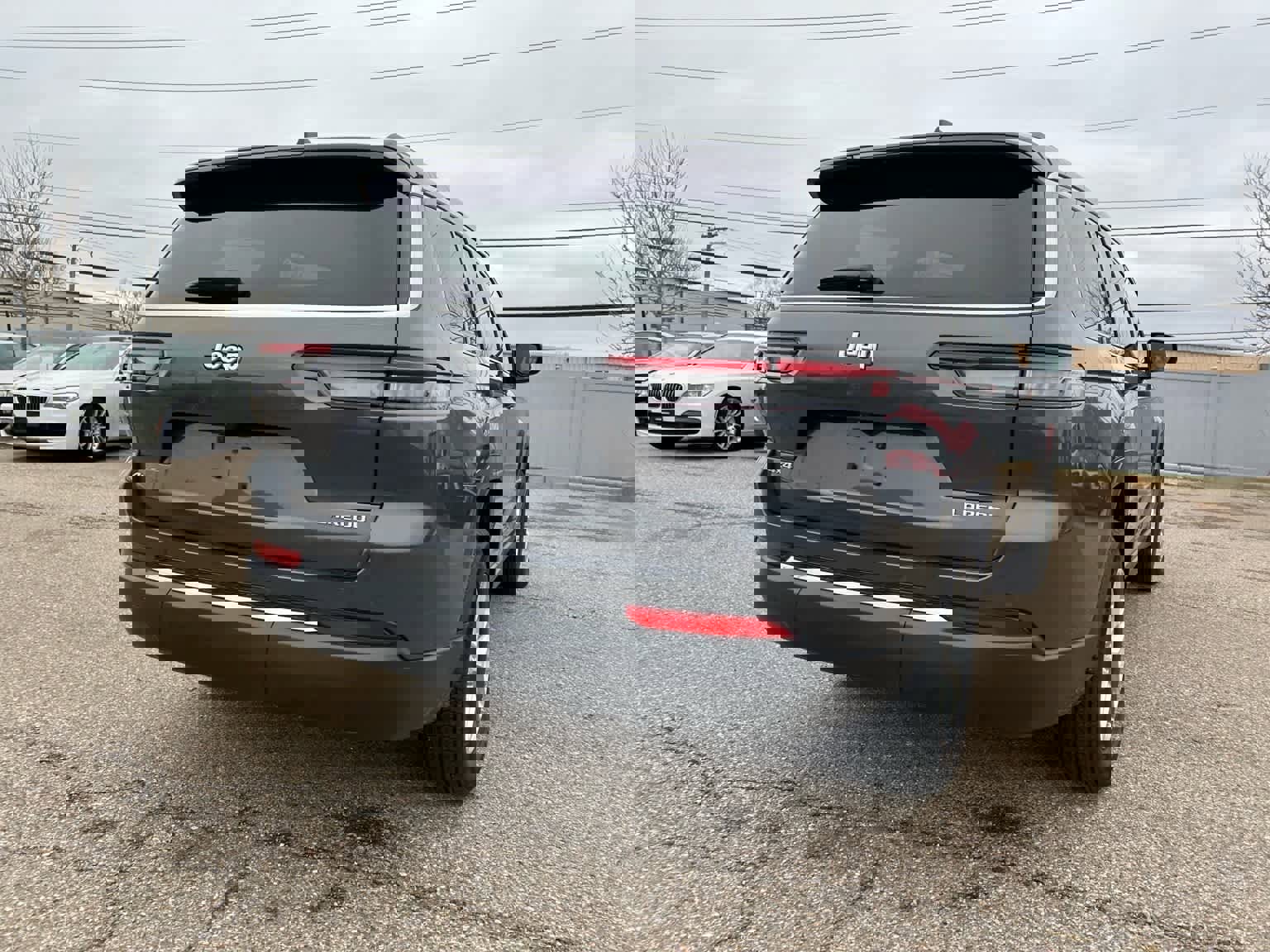 Certified 2024 Jeep Grand Cherokee L Laredo image 17