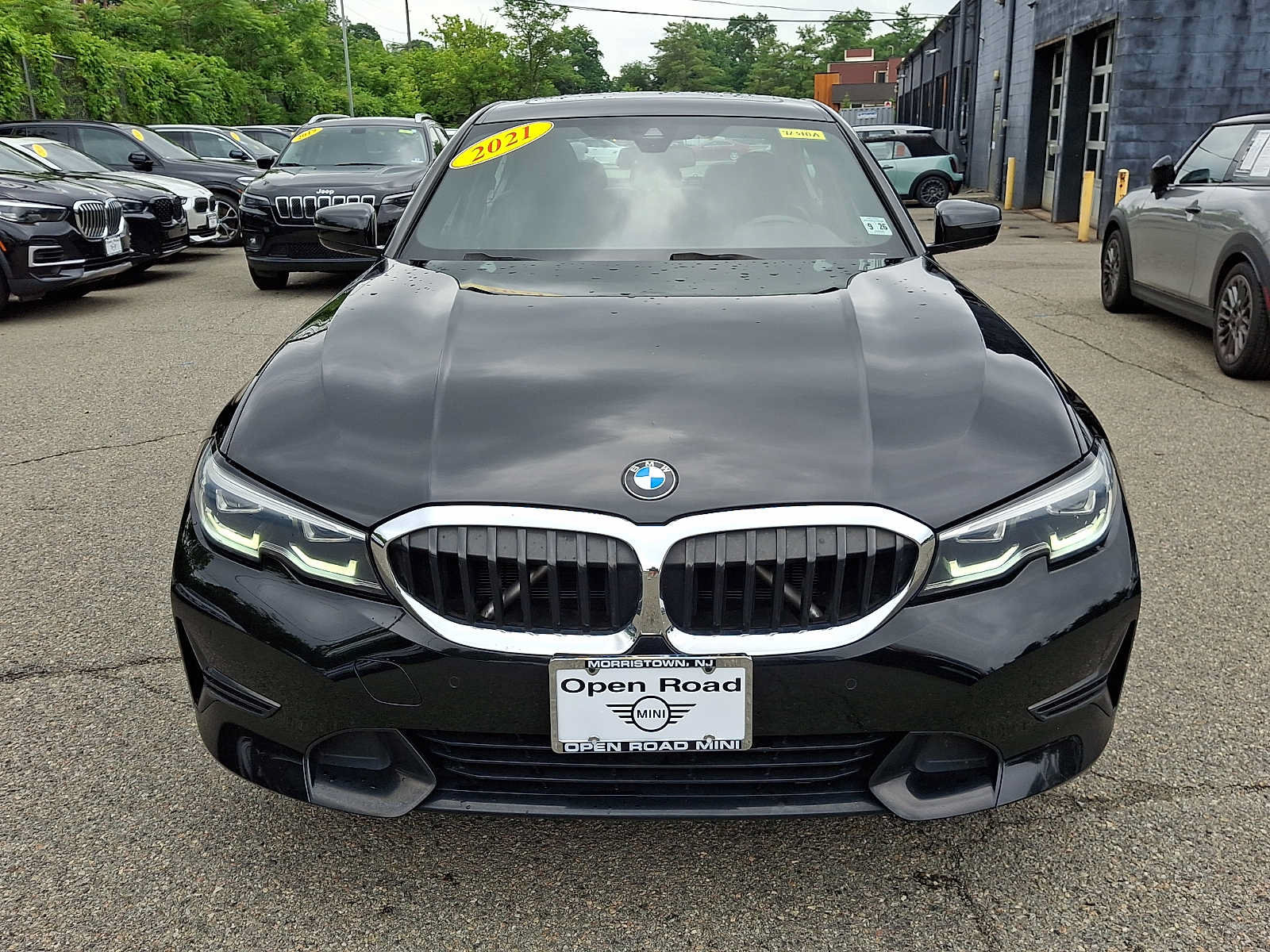 Used 2021 BMW 330i xDrive Sedan w/ Driving Assistance Package AWD/4WD image 2