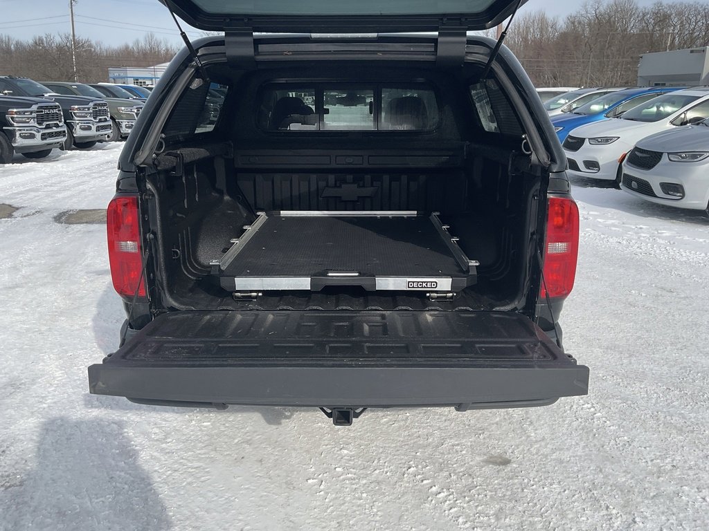 Used 2022 Chevrolet Colorado Z71 w/ Z71 Midnight Edition image 13