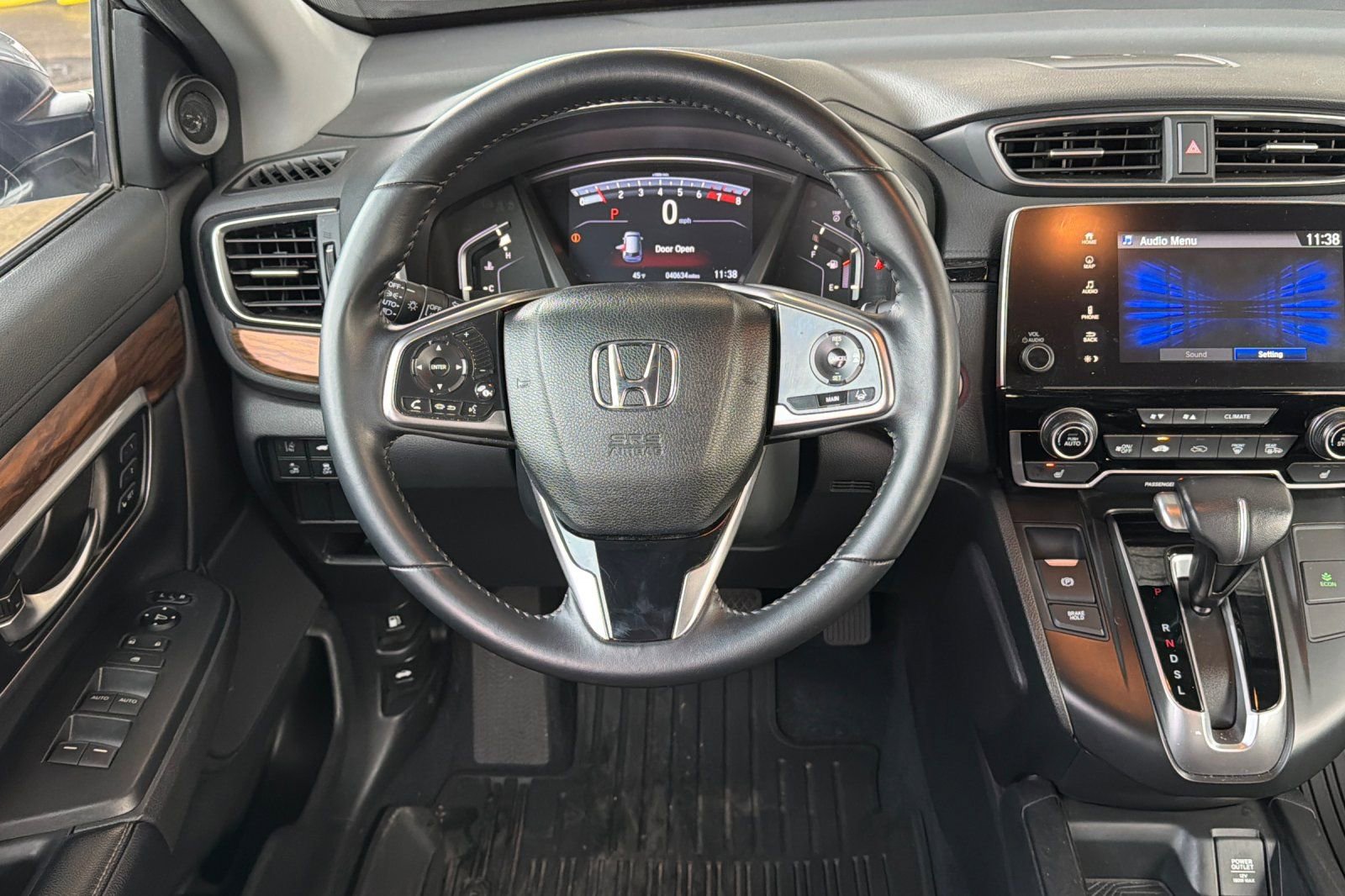 Used 2018 Honda CR-V Touring image 13
