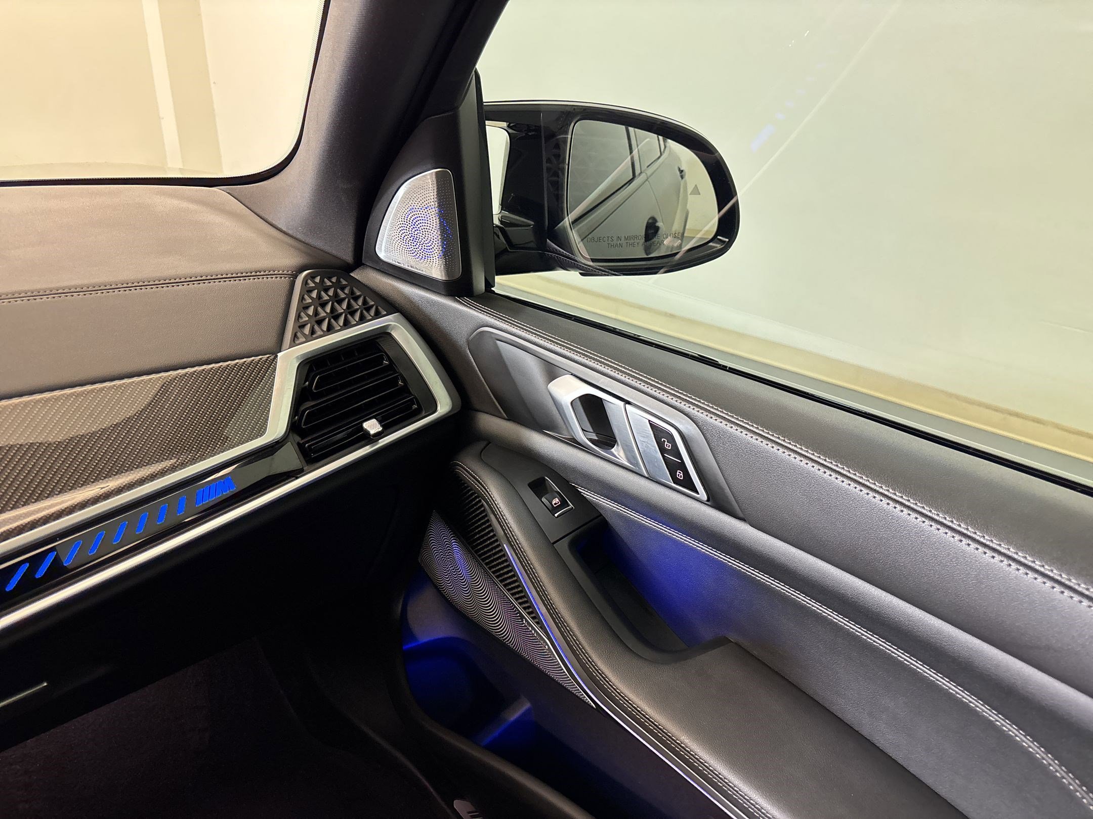 Used 2024 BMW X5 M60i w/ Executive Package image 28