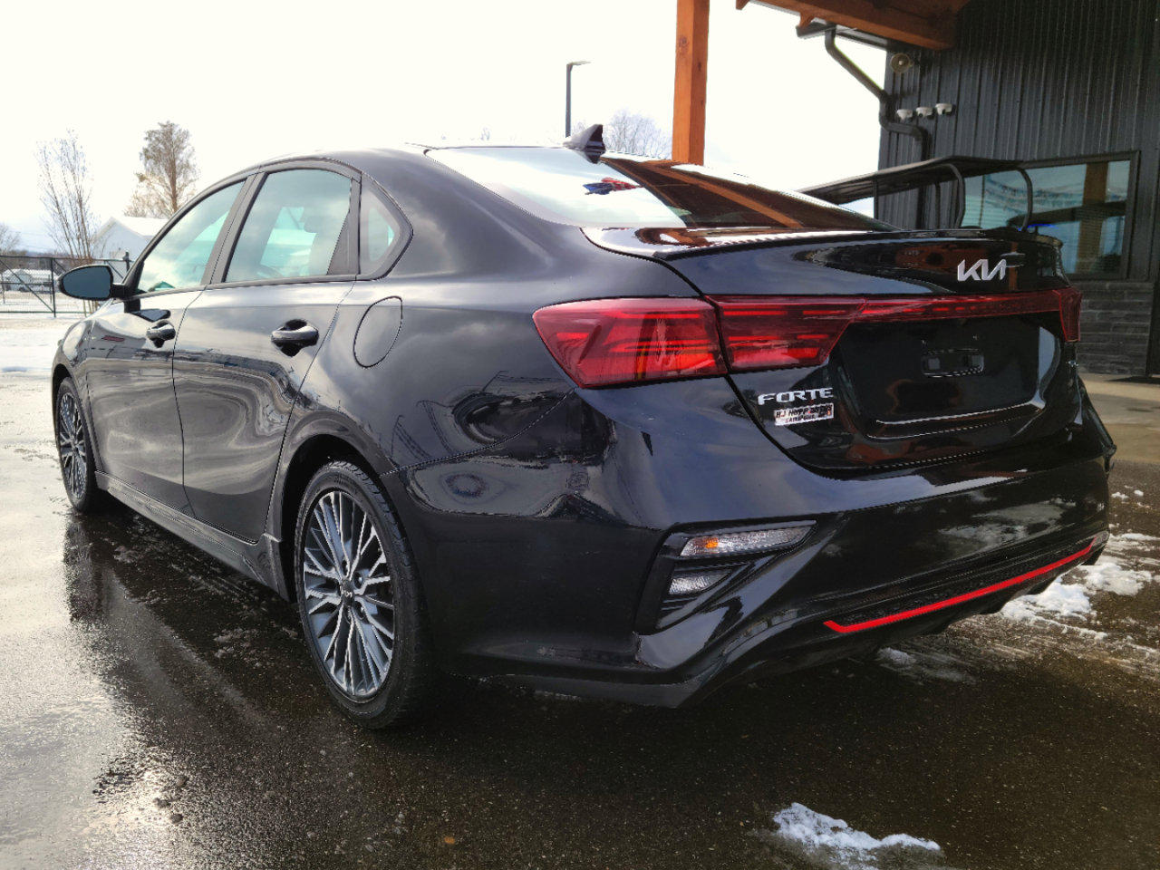 Used 2022 Kia Forte GT-Line w/ GT-Line Premium Package image 6