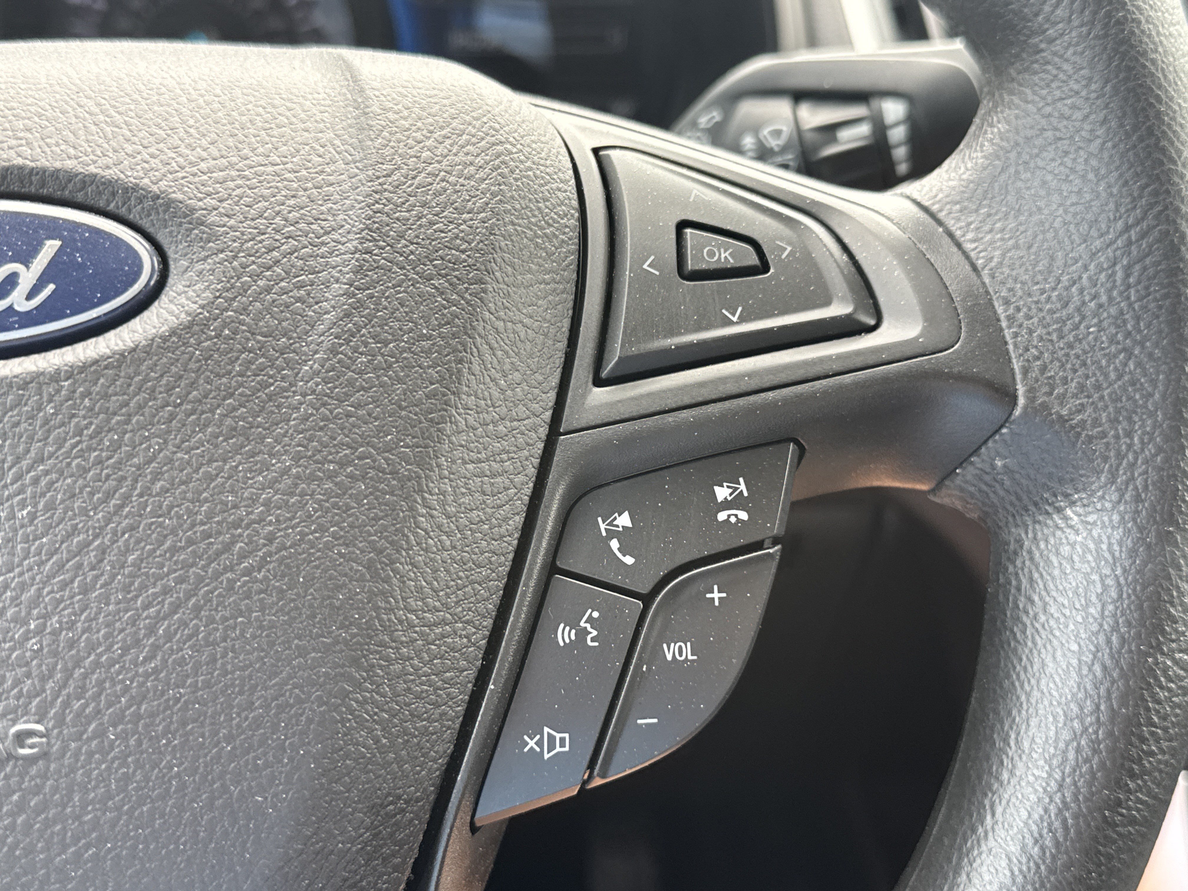 Used 2023 Ford Edge SE AWD/4WD image 17