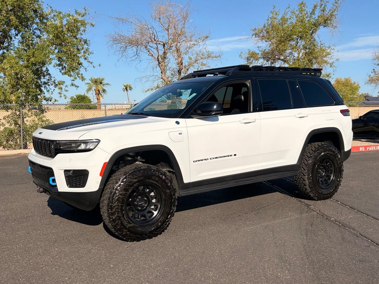 Used 2022 Jeep Grand Cherokee Trailhawk w/ Advanced Protech Group II