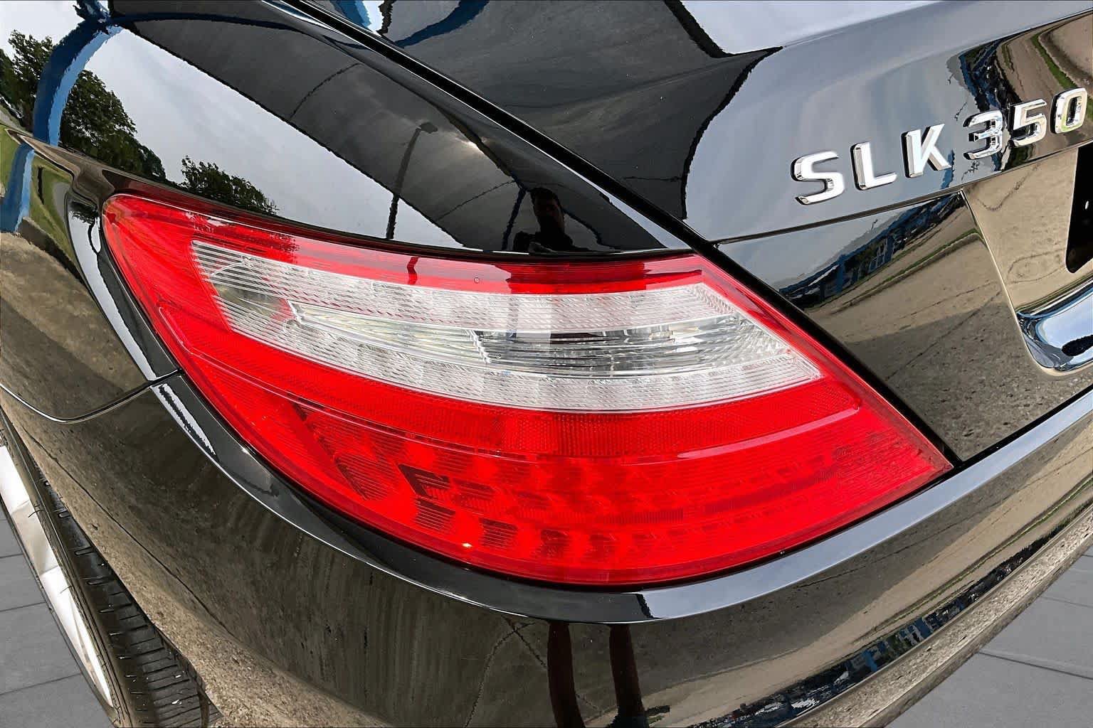 Used 2012 Mercedes-Benz SLK 350 image 26