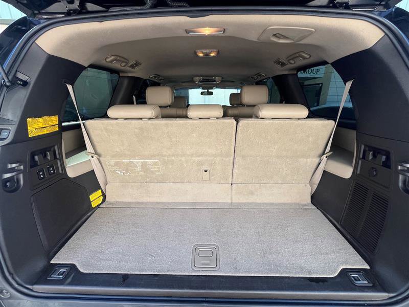Used 2010 Toyota Sequoia Platinum image 14