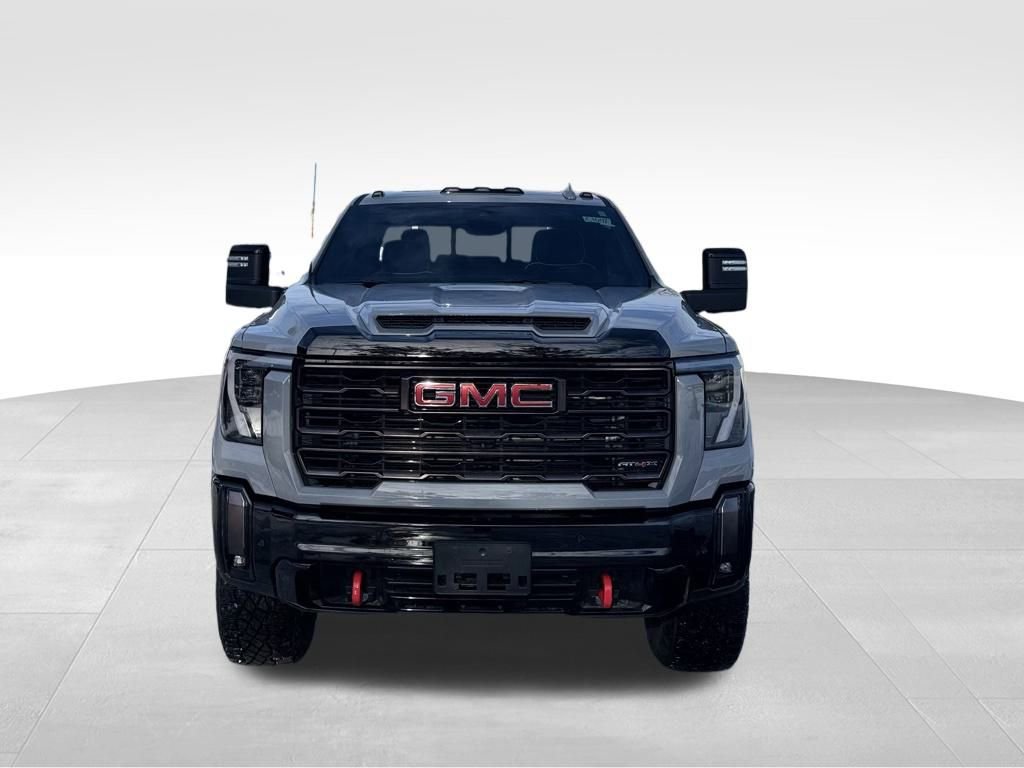 Used 2024 GMC Sierra 2500 AT4X image 5
