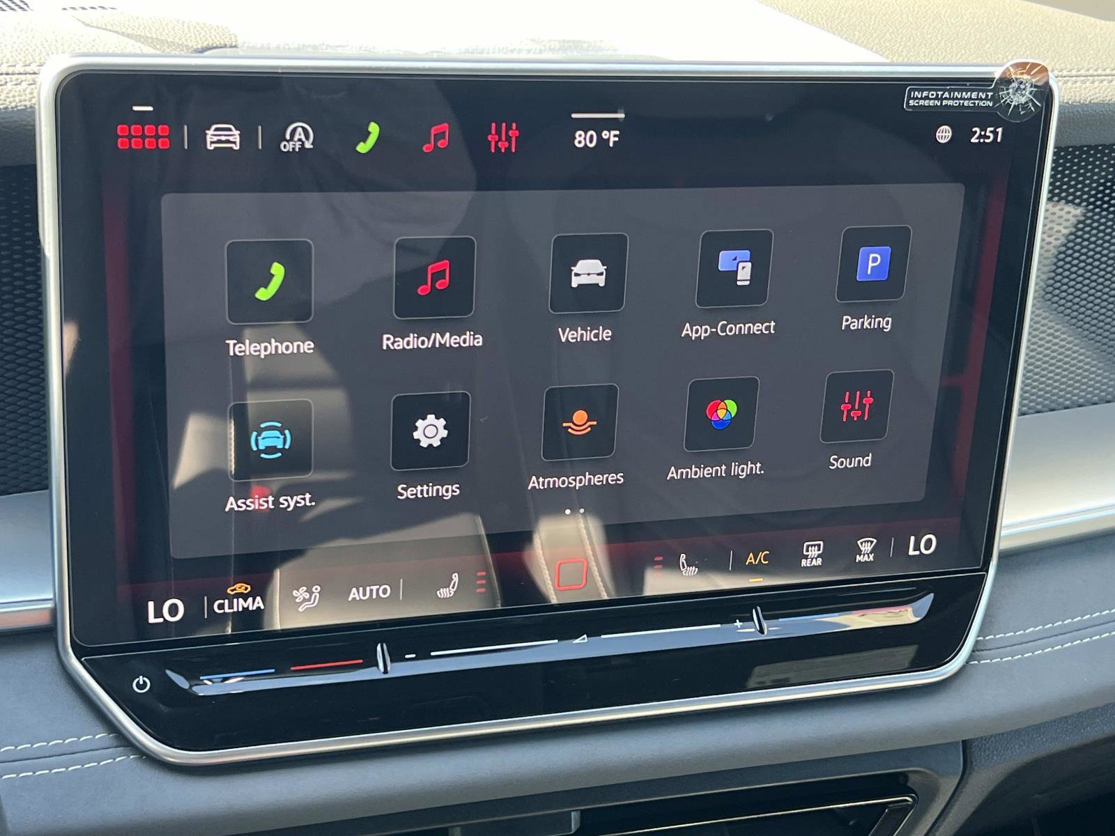 New 2026 Volkswagen Tiguan SE R-Line image 19