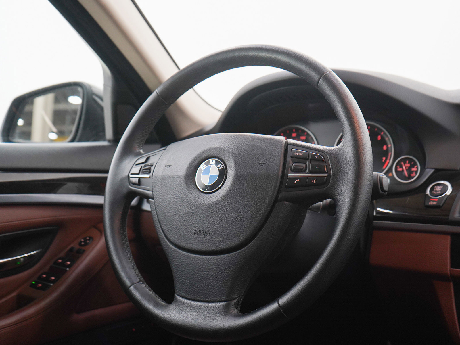 Used 2014 BMW 528i xDrive Sedan AWD/4WD image 14