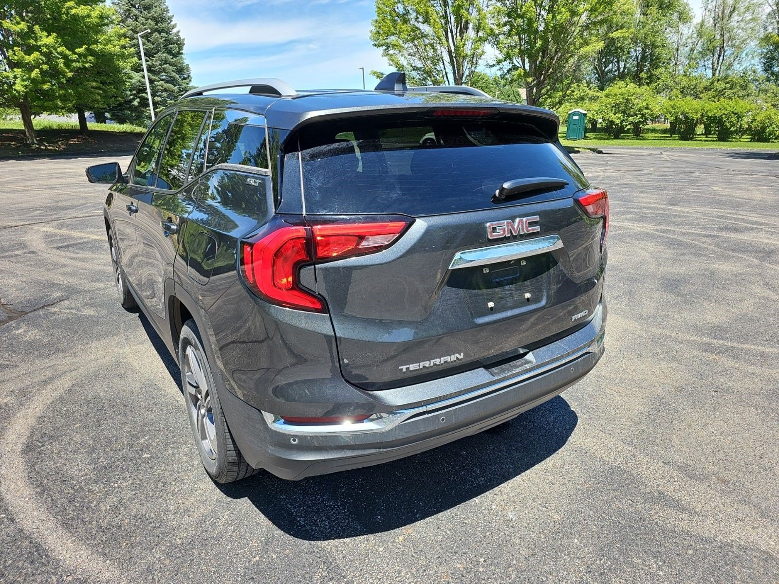 Used 2021 GMC Terrain SLT w/ LPO, Floor Liner Package AWD/4WD image 3