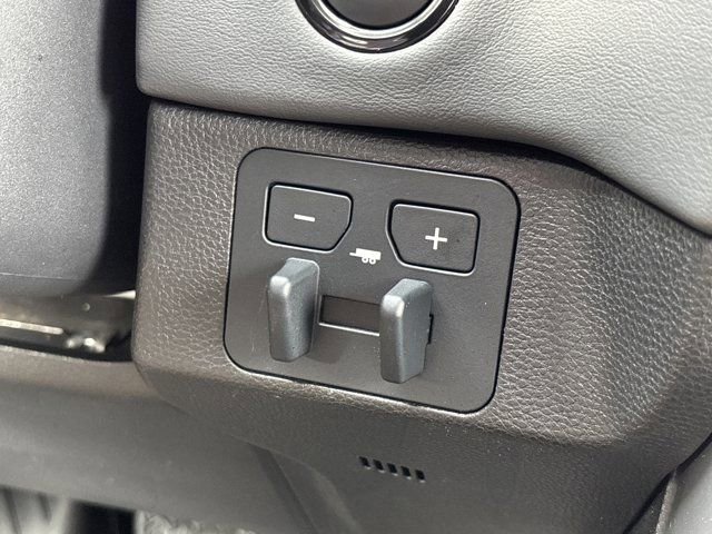 Used 2025 Toyota Tundra Platinum image 33