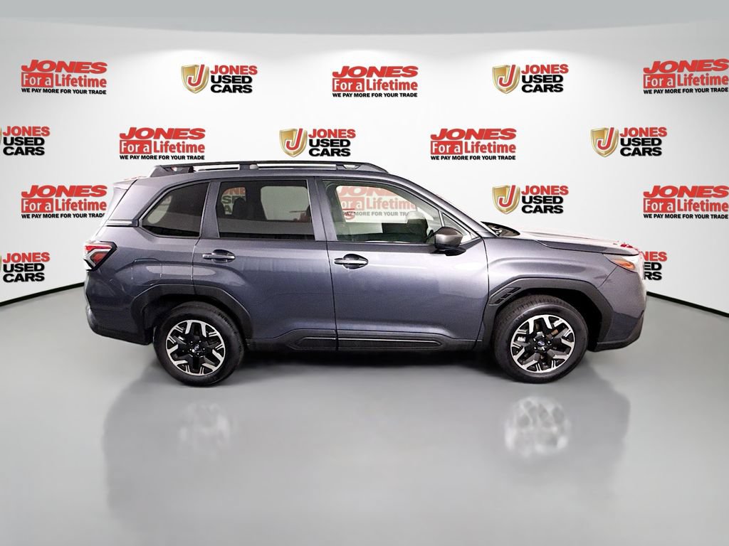 Certified 2025 Subaru Forester Premium AWD/4WD image 17