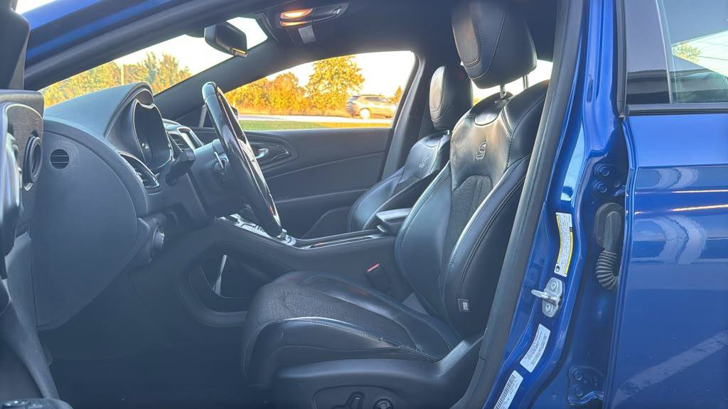 Used 2016 Chrysler 200 S w/ Comfort Group AWD/4WD image 7