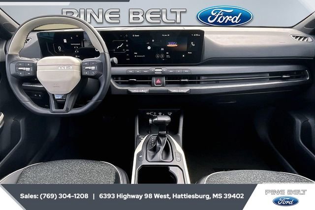 Used 2025 Kia K4 GT-Line image 13