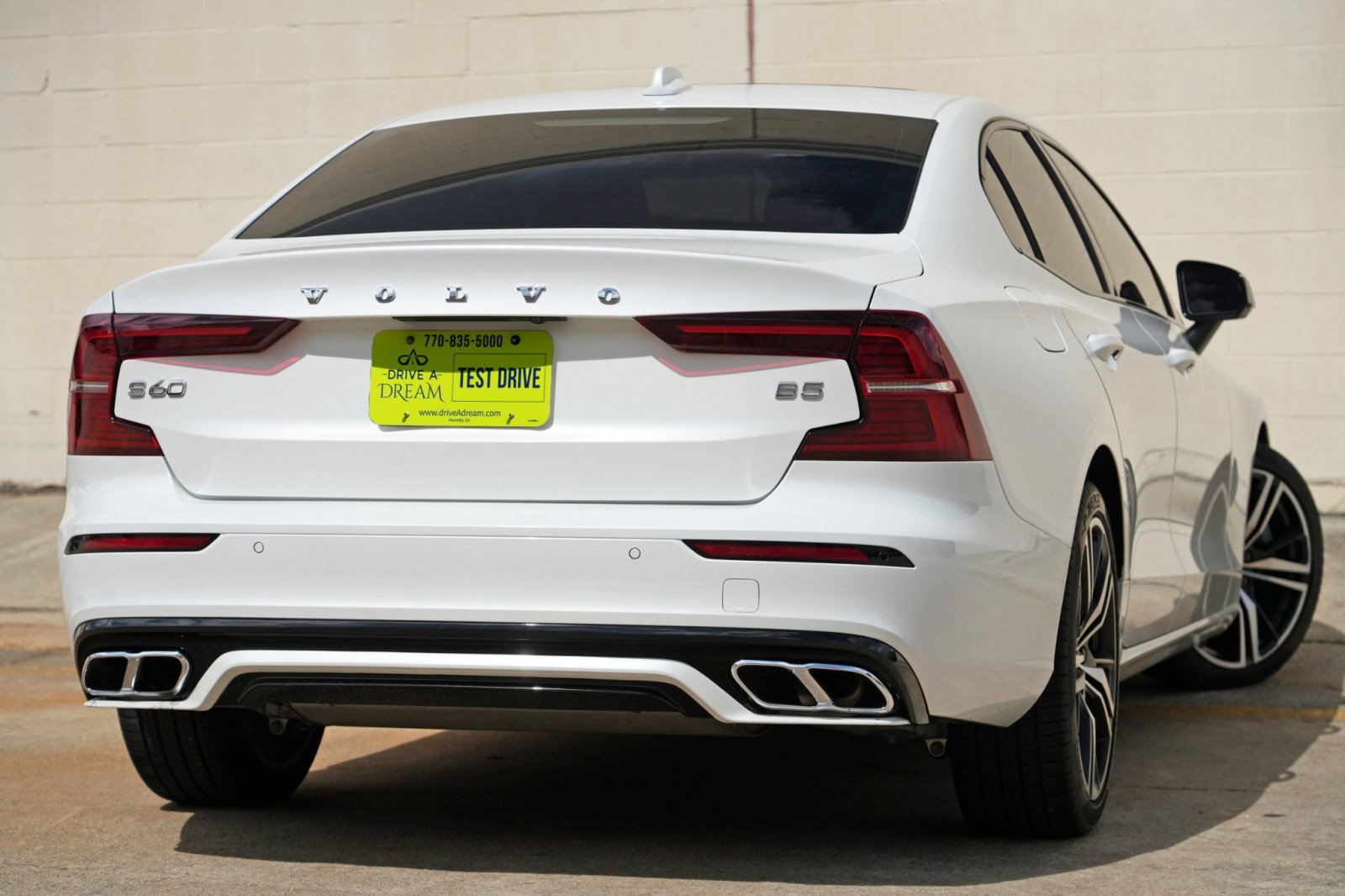 Used 2022 Volvo S60 B5 R-Design w/ Climate Package FWD image 5