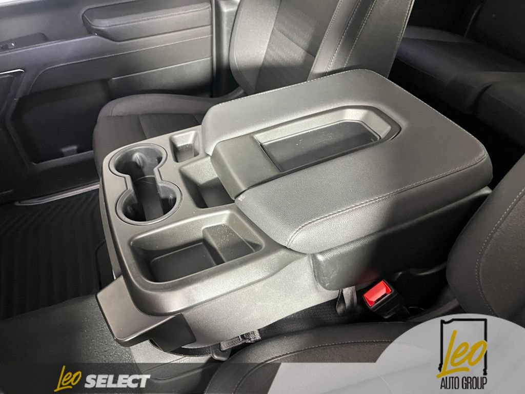 Used 2023 Chevrolet Silverado 1500 LT AWD/4WD image 19