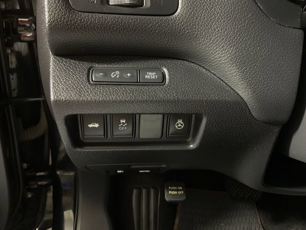 Used 2016 Nissan Altima 2.5 SL w/ Moonroof Package image 25