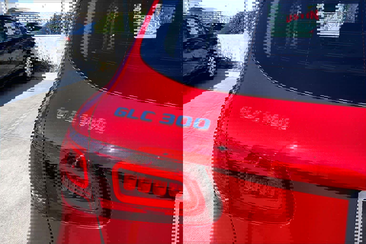 Used 2022 Mercedes-Benz GLC 300 image 9