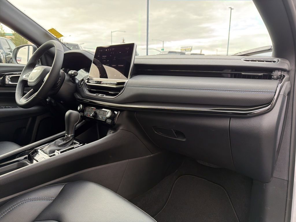 New 2026 Jeep Compass Limited image 39