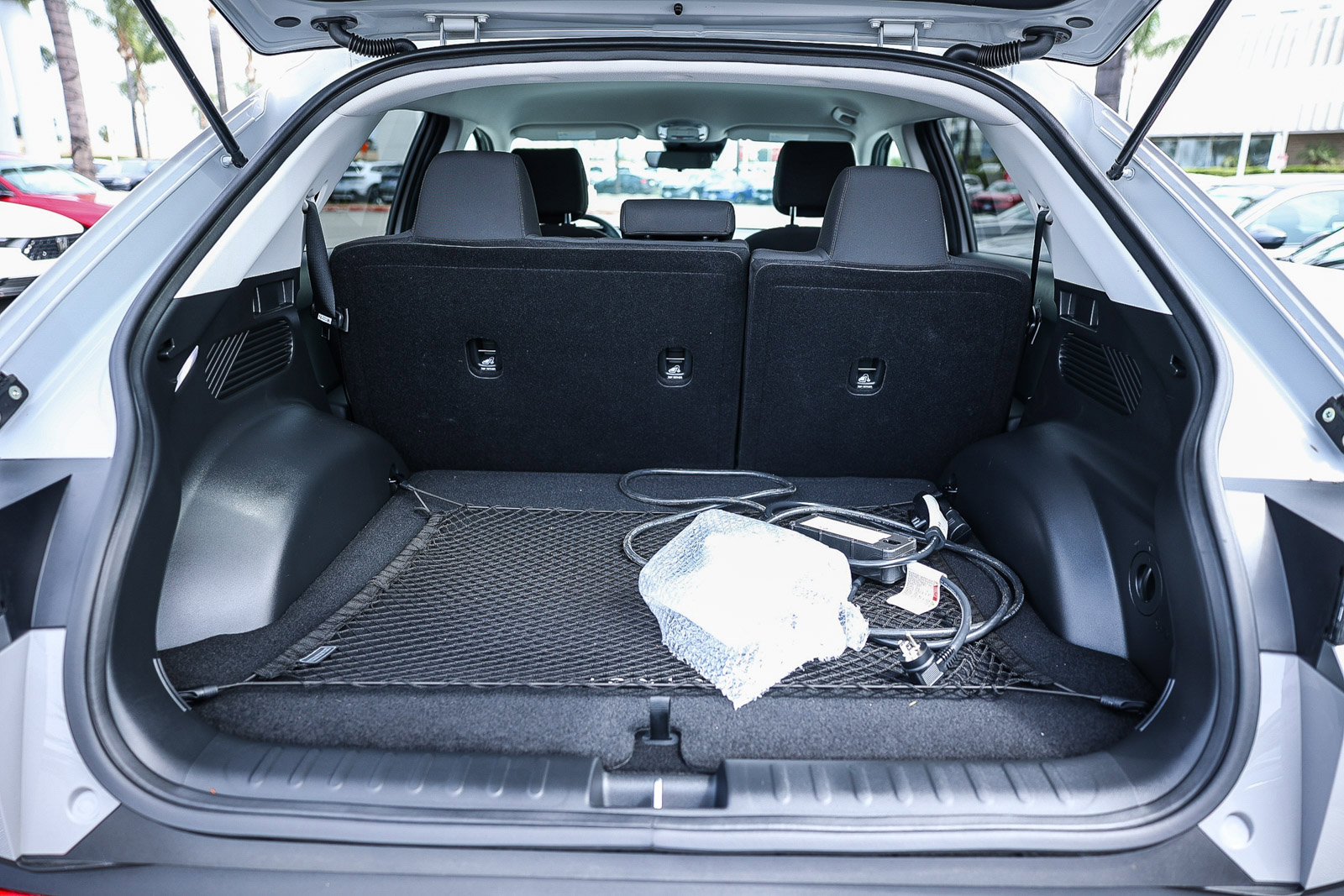 Used 2025 Hyundai Ioniq 5 SE image 31