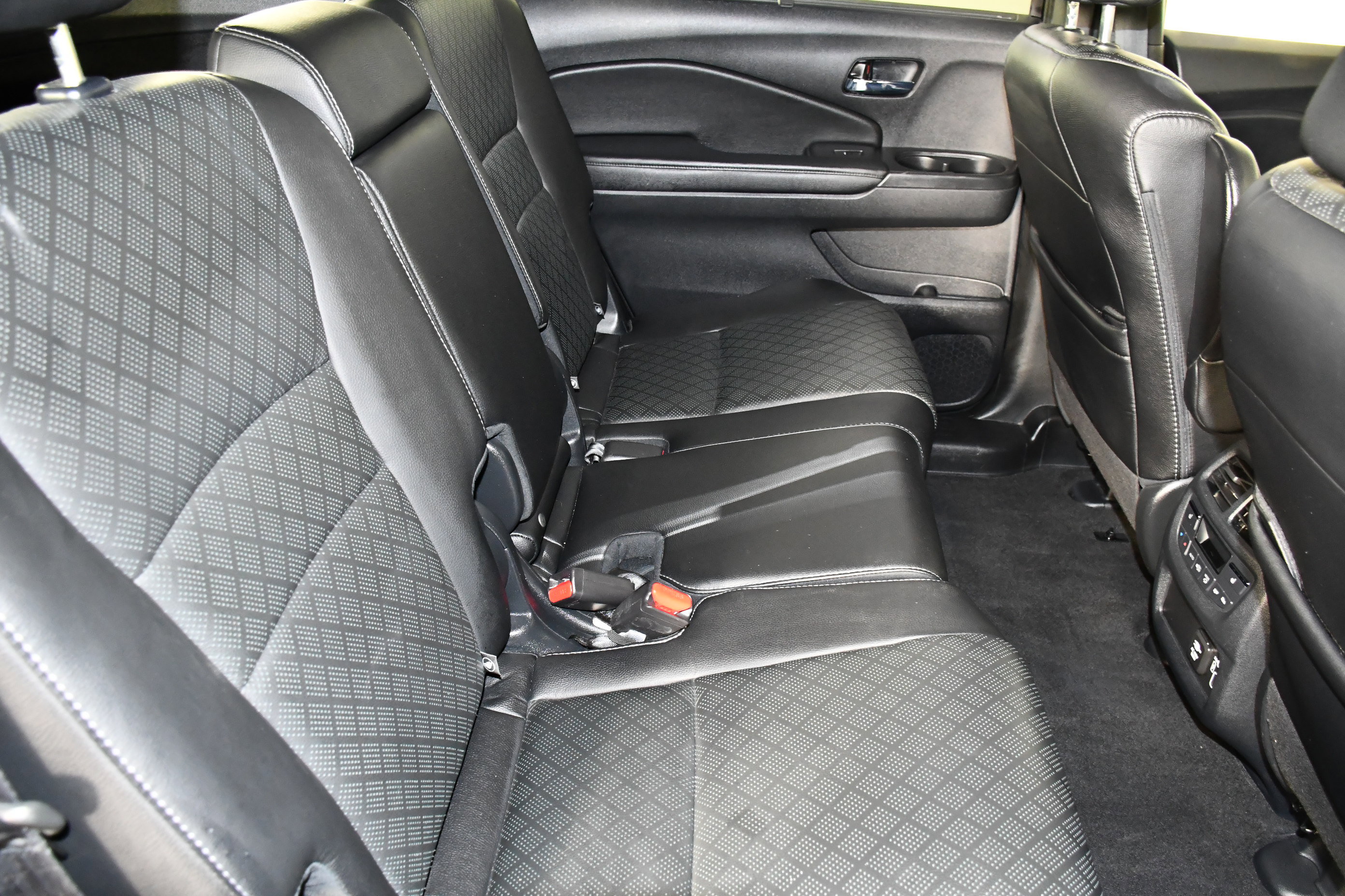 Used 2020 Honda Passport Elite image 47