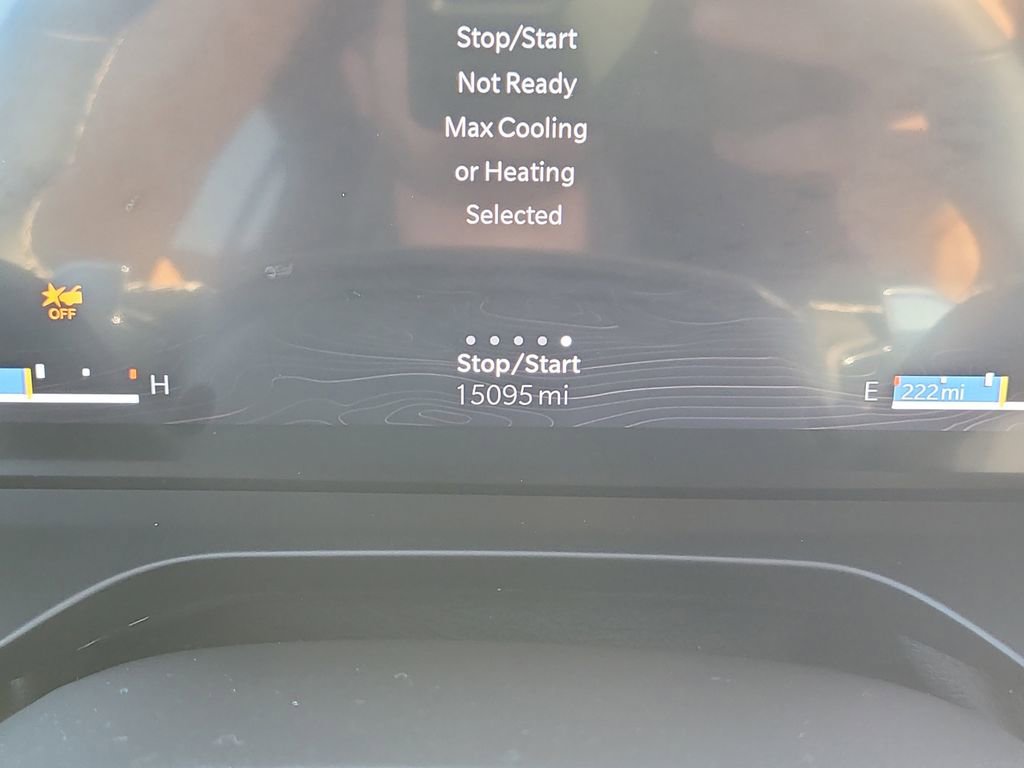 Used 2024 Jeep Grand Cherokee L Laredo RWD image 30