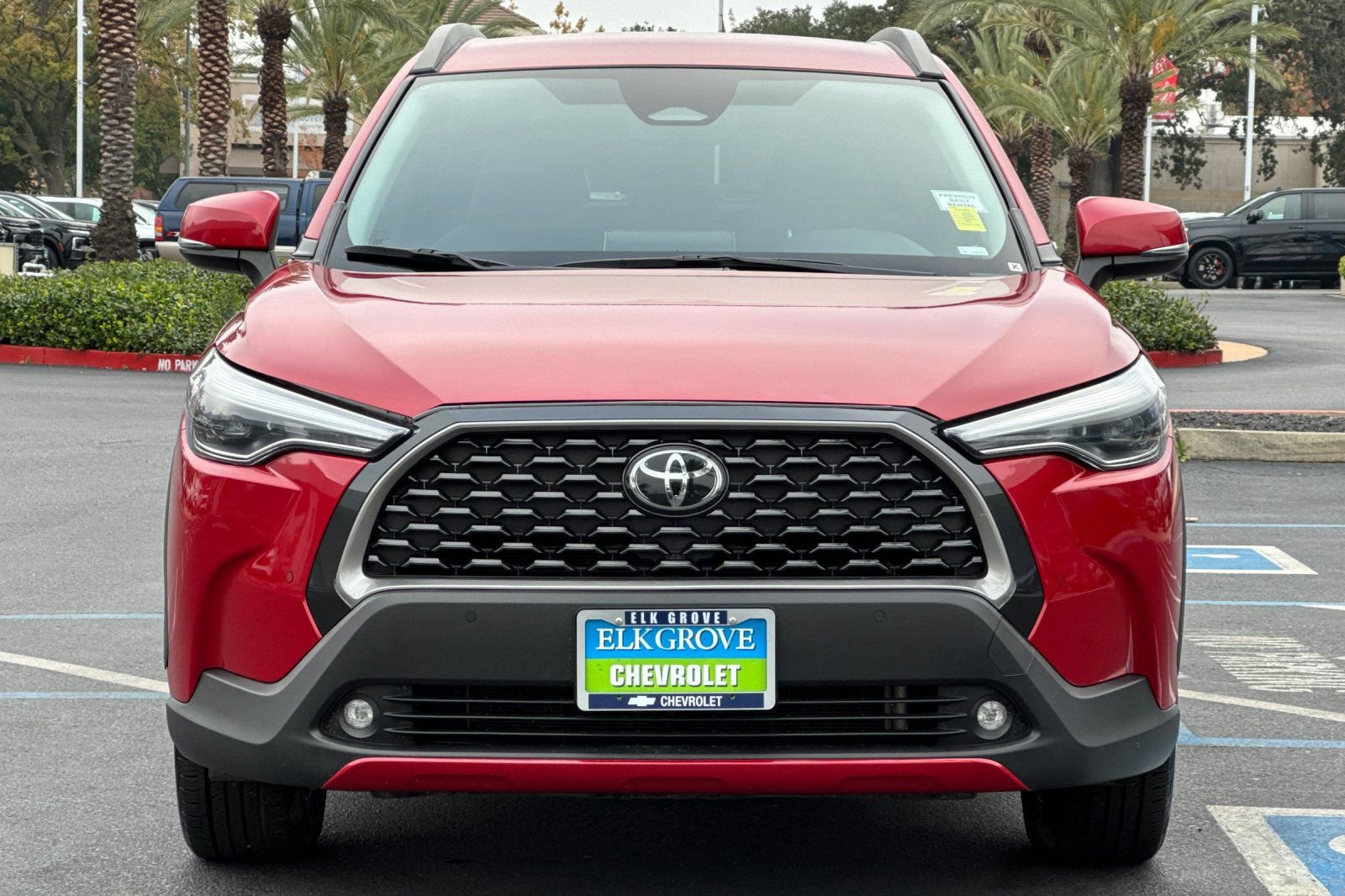 Used 2024 Toyota Corolla Cross XLE image 8