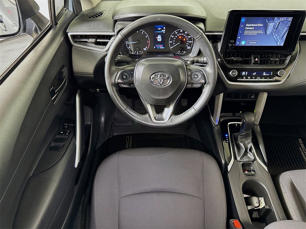 Used 2024 Toyota Corolla Cross LE image 19