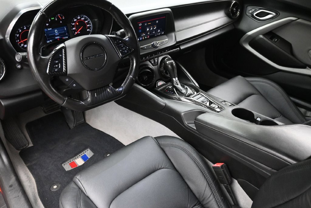 Used 2021 Chevrolet Camaro LT RWD image 14