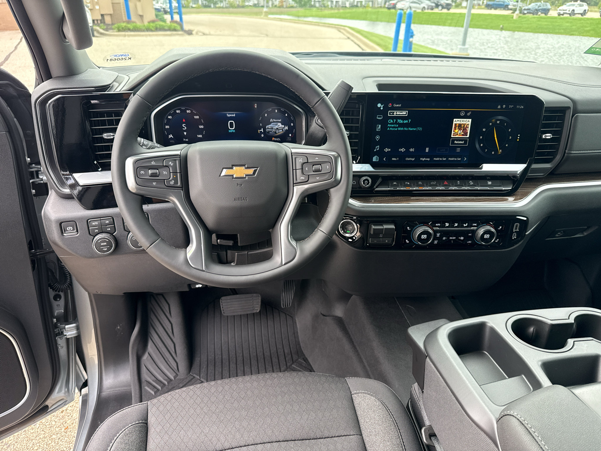 New 2026 Chevrolet Silverado 1500 LT w/ Z71 Off-Road Package AWD/4WD image 15