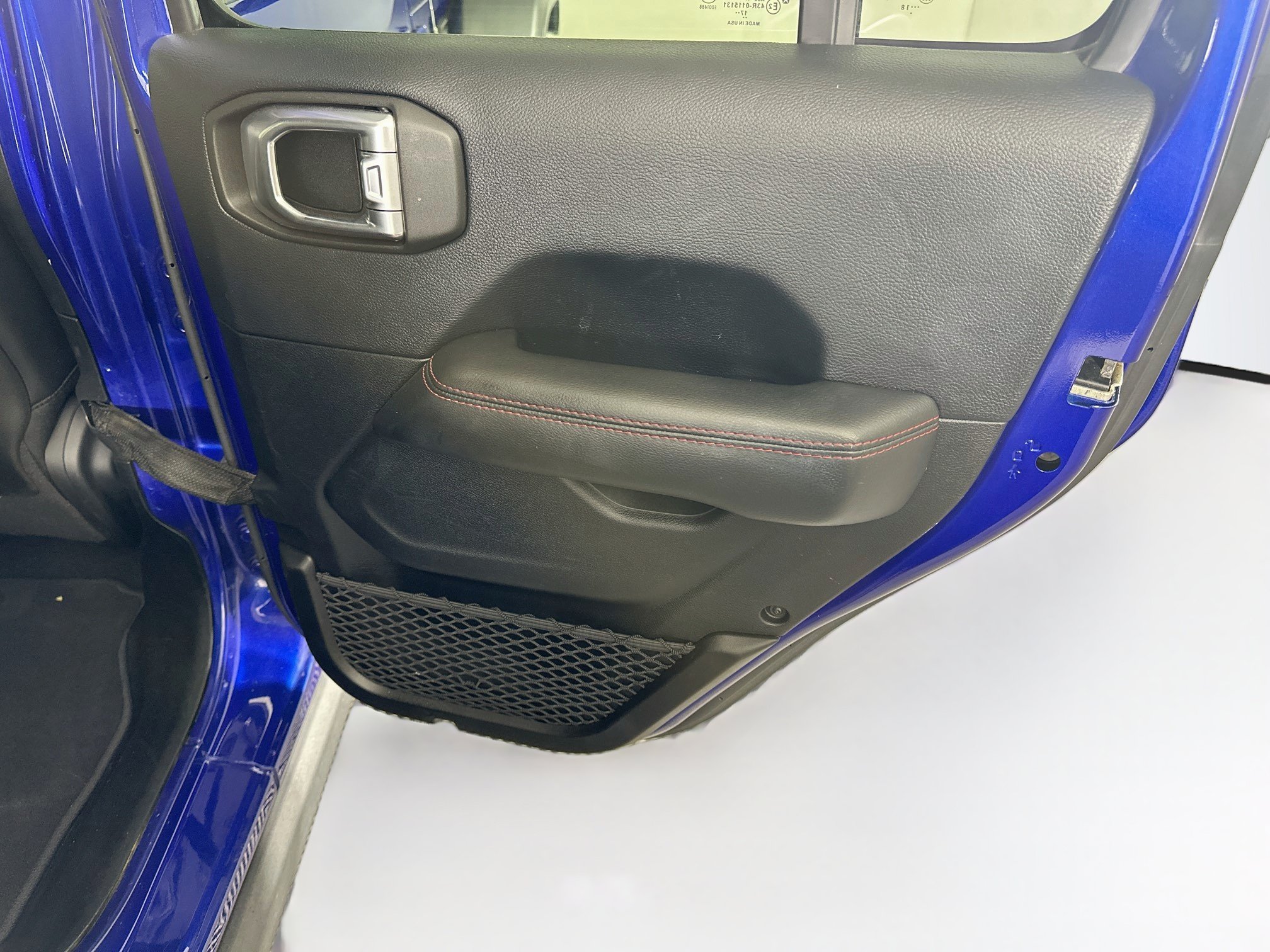 Used 2018 Jeep Wrangler Unlimited Rubicon AWD/4WD image 29