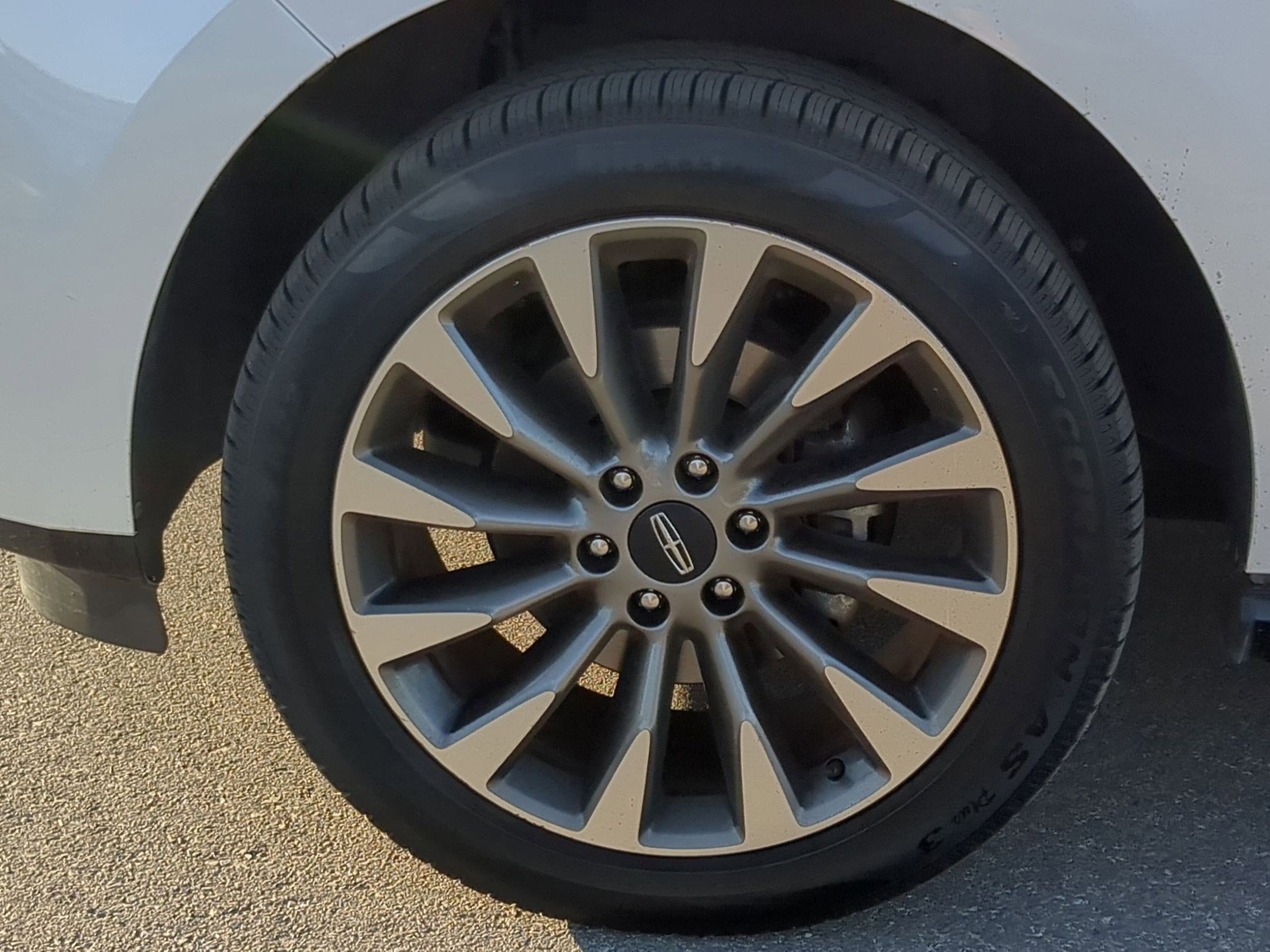 Used 2019 Lincoln Navigator Select w/ Cargo Package image 9