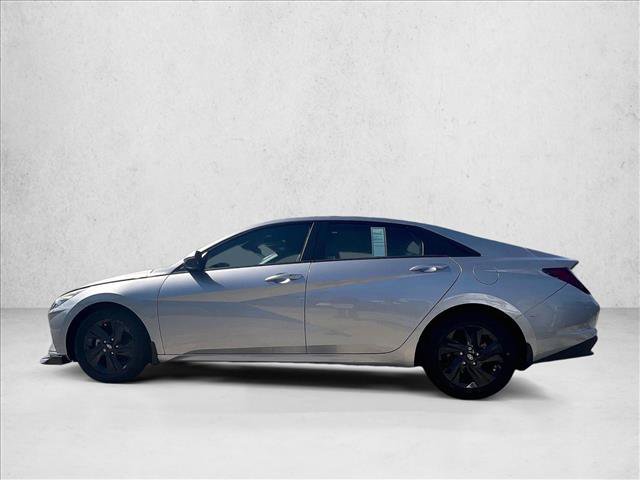 Used 2022 Hyundai Elantra SEL FWD image 4