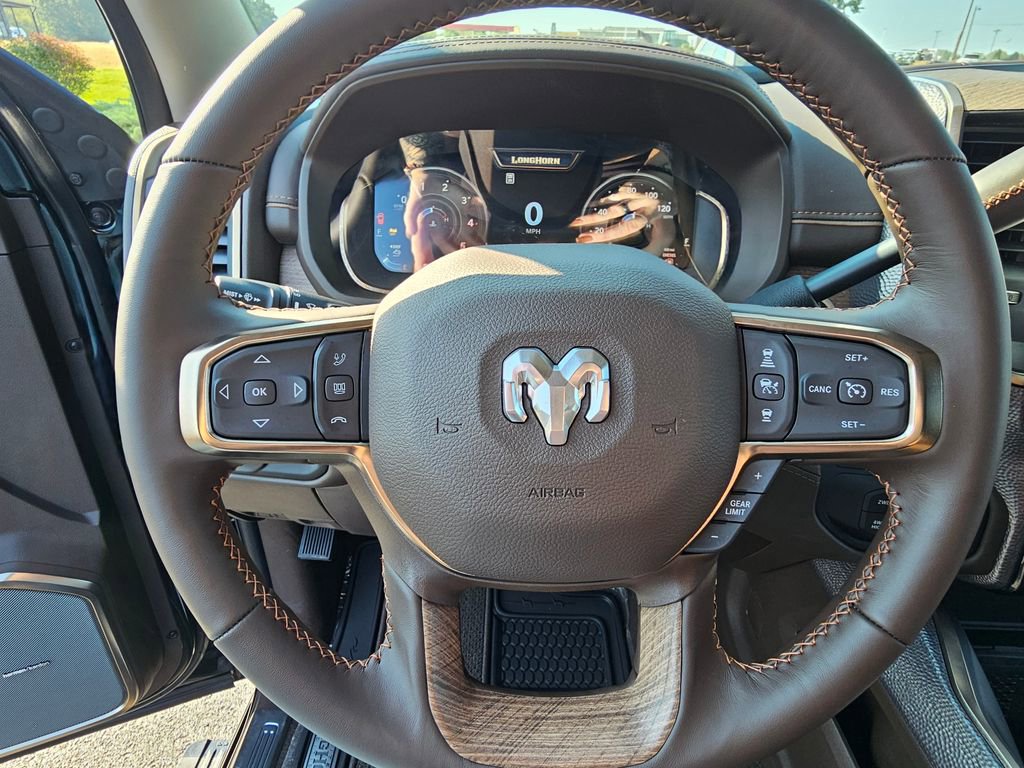 Used 2025 RAM 3500 Longhorn image 14