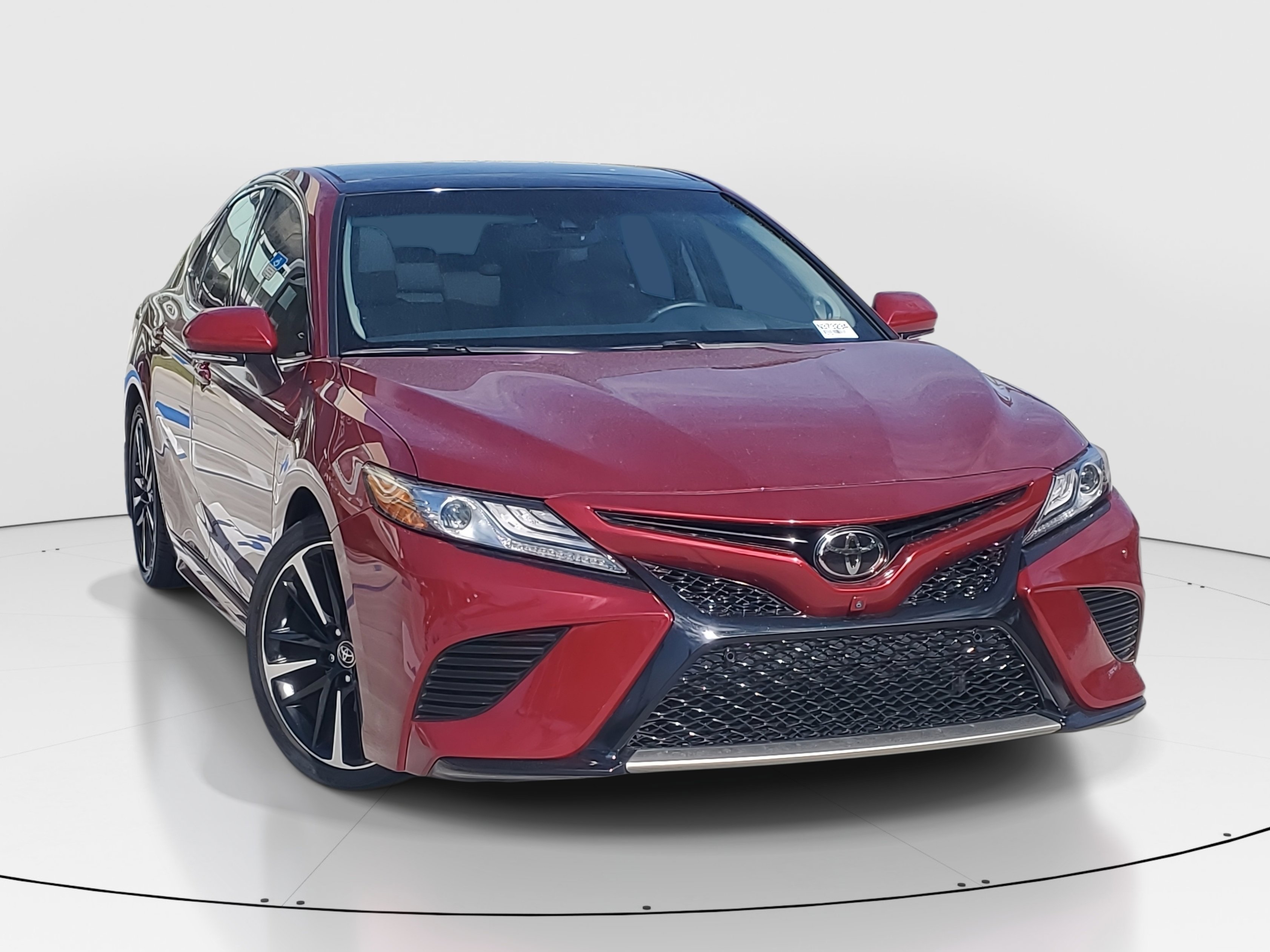 Used 2018 Toyota Camry XSE w/ Driver Assist Package image 2