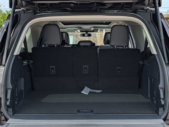 New 2027 Ford Expedition Max Platinum w/ Driver's Package RWD image 25