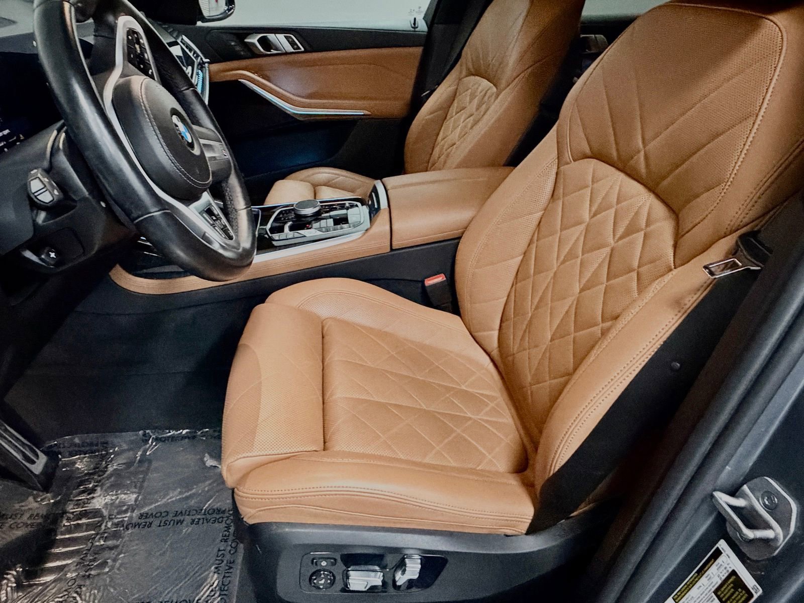 Used 2023 BMW X7 xDrive40i w/ M Sport Package image 22