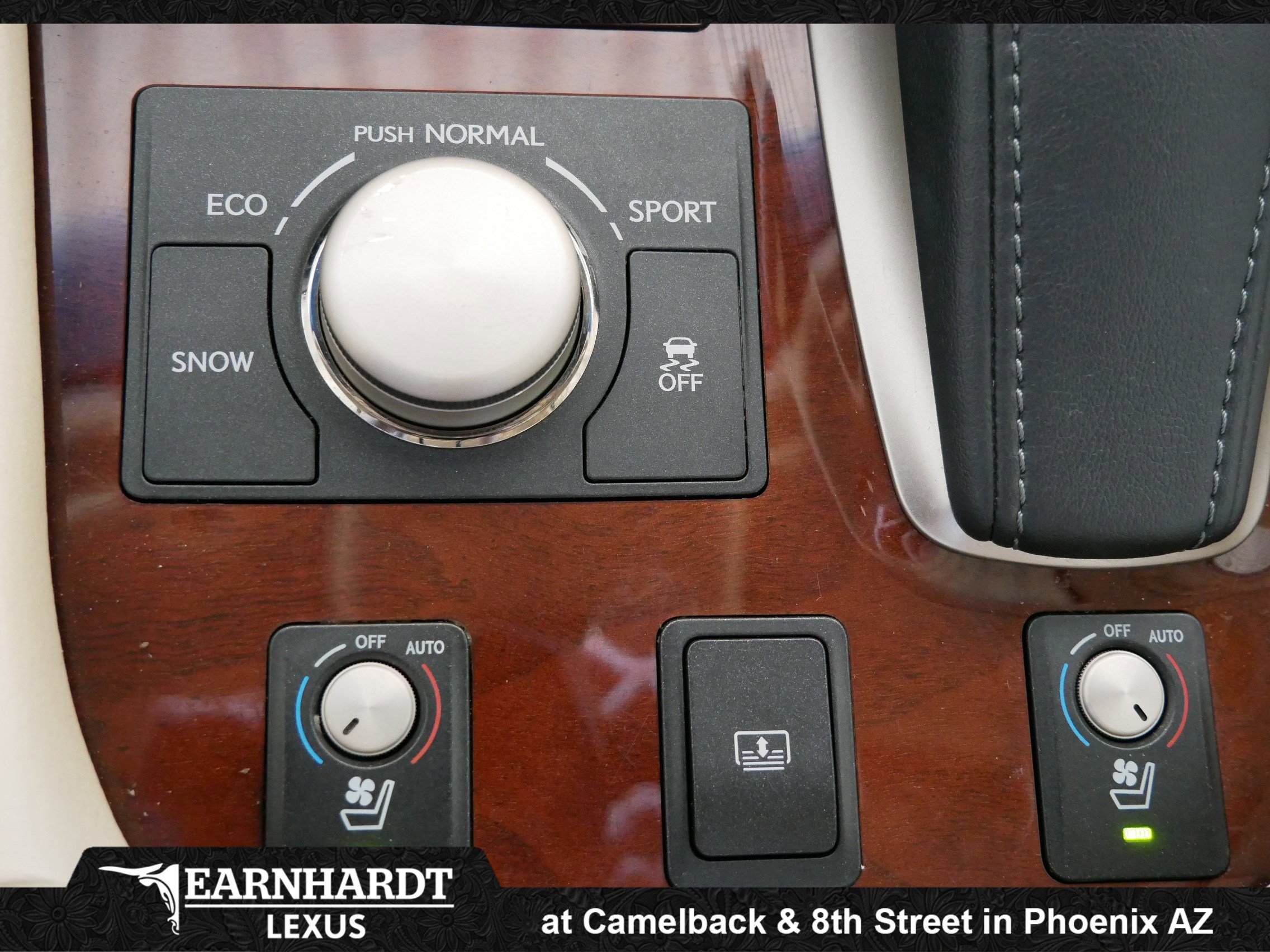 Used 2013 Lexus LS 460 w/ Comfort Pkg RWD image 27