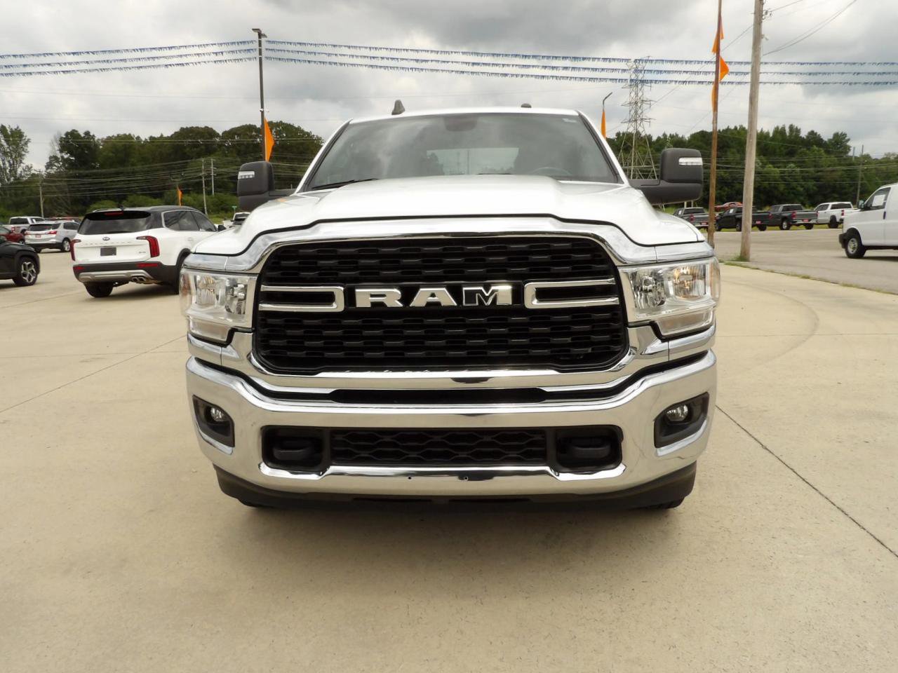 Used 2024 RAM 2500 Big Horn image 3