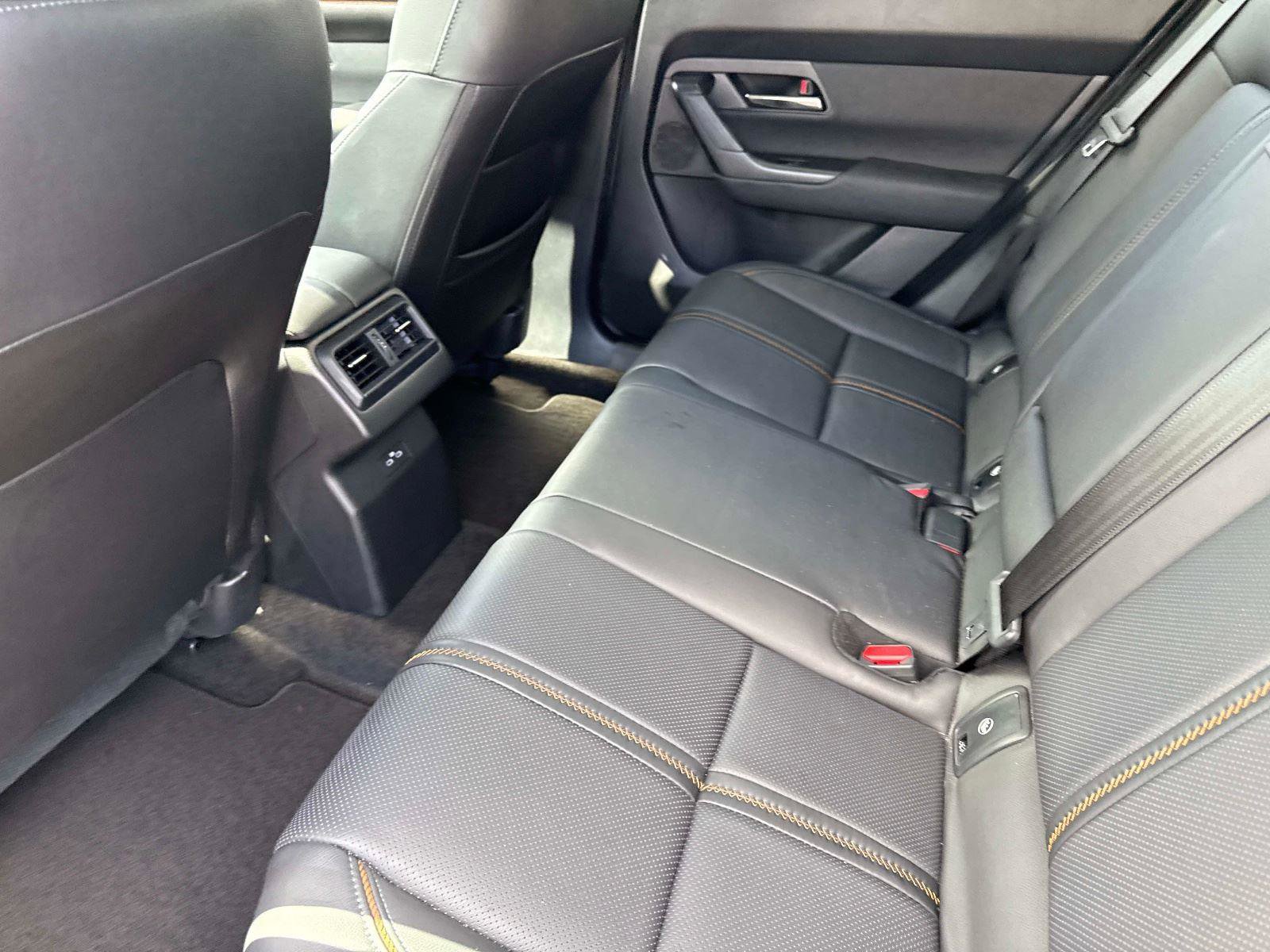 Certified 2025 MAZDA CX-50 2.5 Hybrid w/ Weather Package image 17