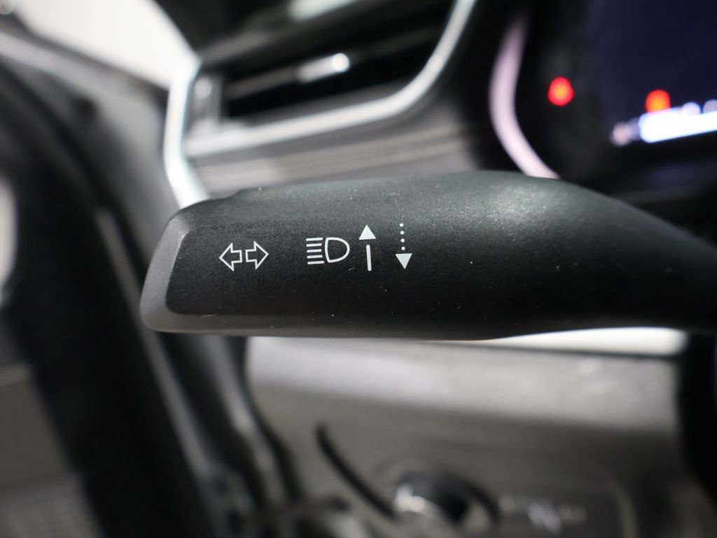 Used 2024 Jeep Grand Cherokee L Limited w/ Luxury Tech Group II image 38