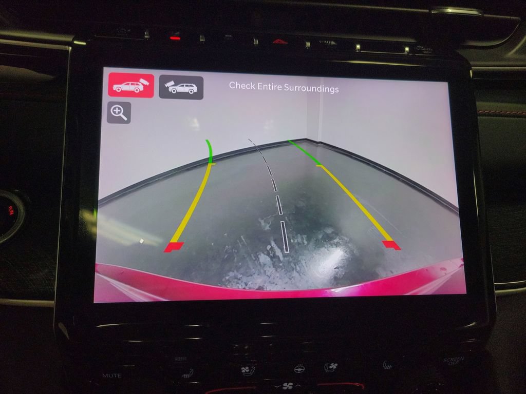 Used 2022 Jeep Grand Cherokee Trailhawk AWD/4WD image 23