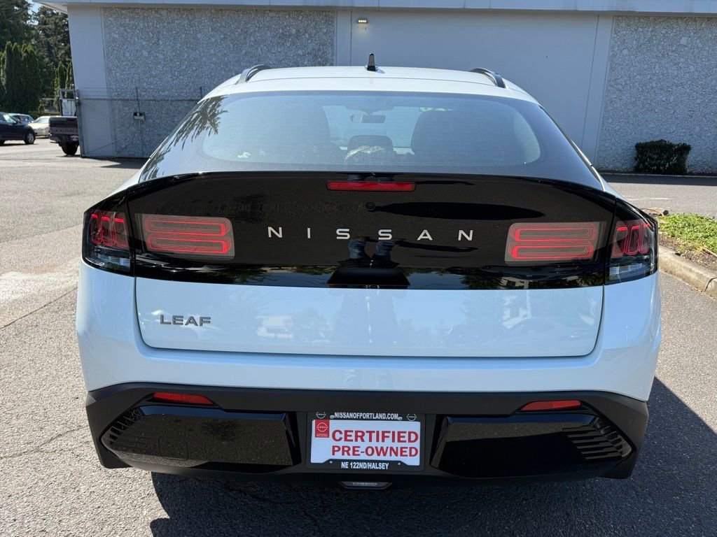 Used 2026 Nissan Leaf Platinum+ w/ Cargo Package (Platinum+) FWD image 5