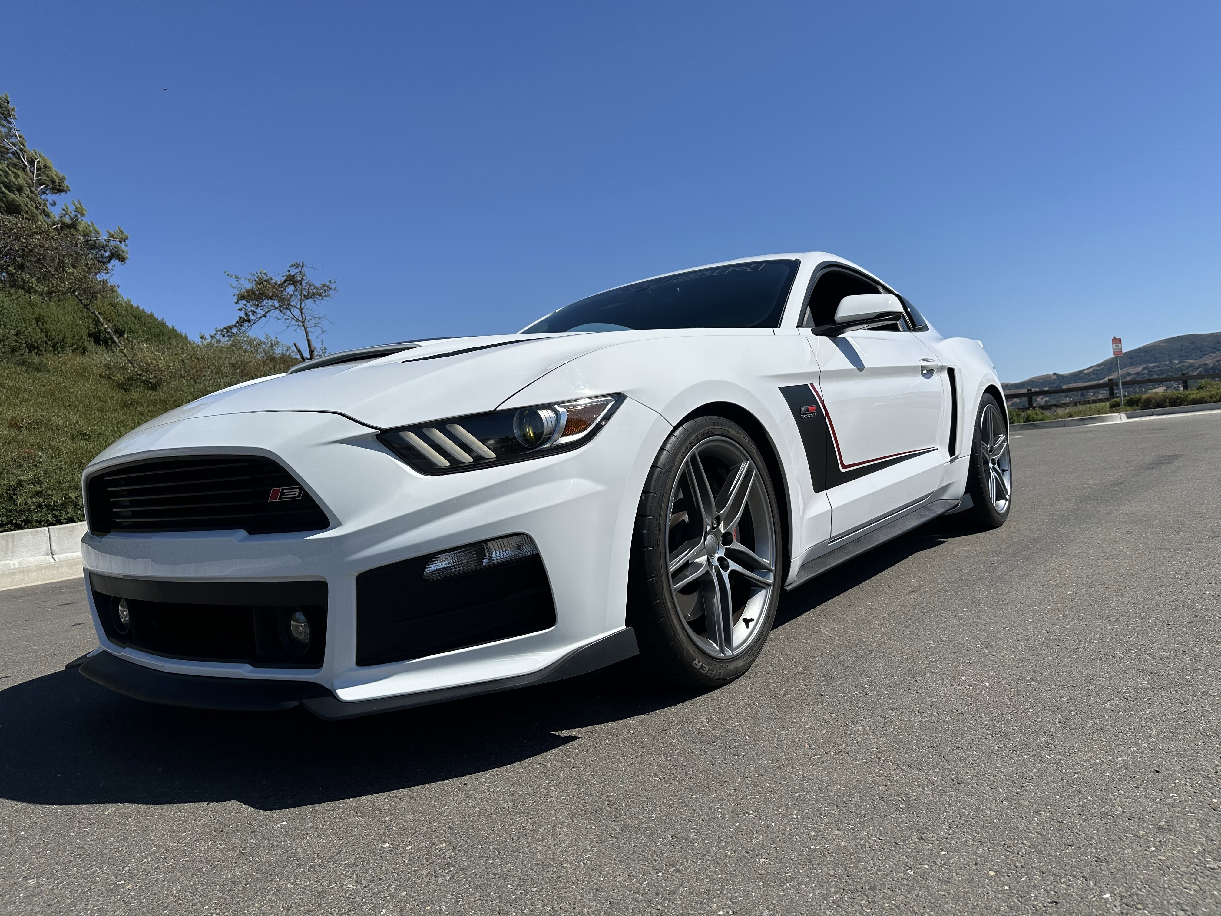 Used 2016 Ford Mustang GT Premium w/ GT Performance Package image 2