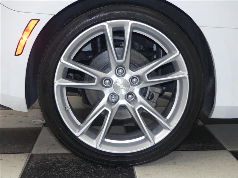 Used 2022 Chevrolet Camaro LT w/ Technology Package RWD image 31