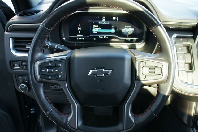 Used 2022 Chevrolet Suburban RST w/ Sport Performance Package image 21