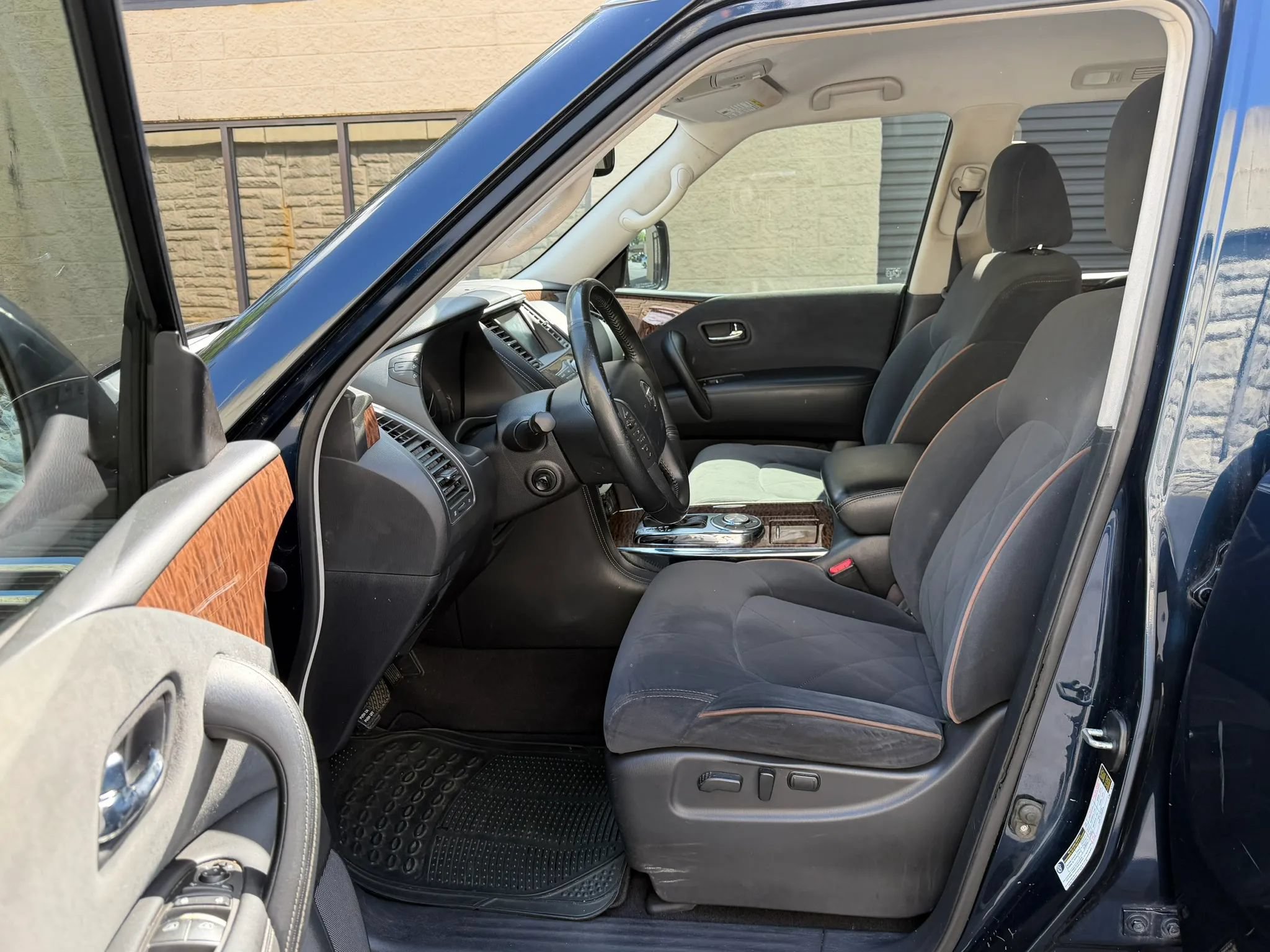 Used 2018 Nissan Armada SV w/ Driver Package RWD image 21
