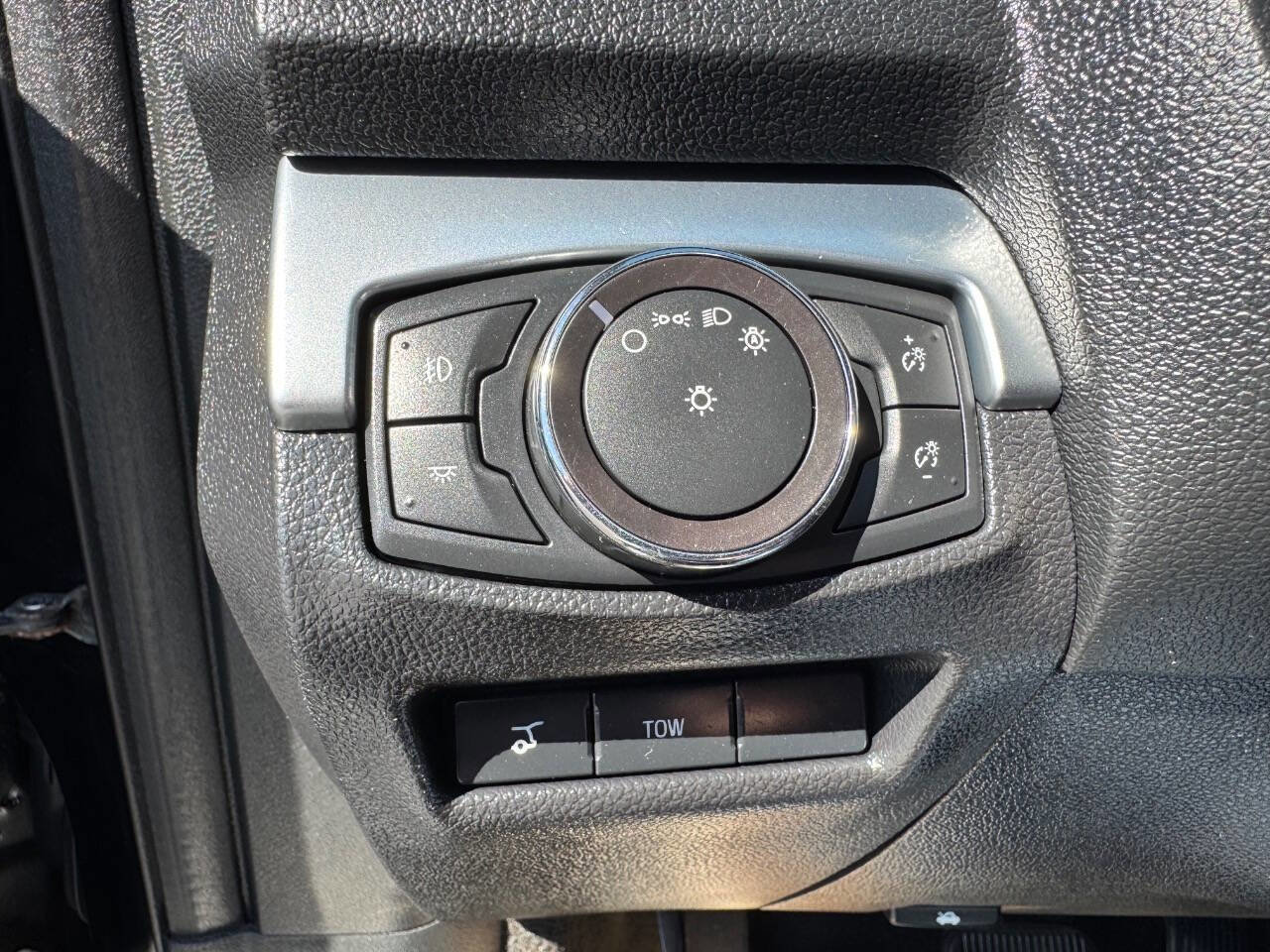 Used 2018 Ford Explorer Sport w/ Equipment Group 401A image 14