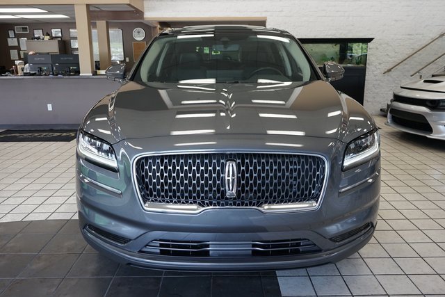 Used 2022 Lincoln Nautilus Reserve w/ Monochromatic Package image 20