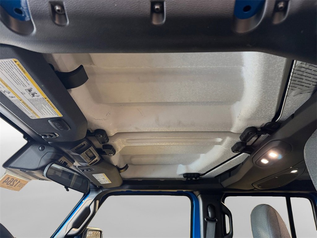 Used 2024 Jeep Wrangler Unlimited Sahara image 23